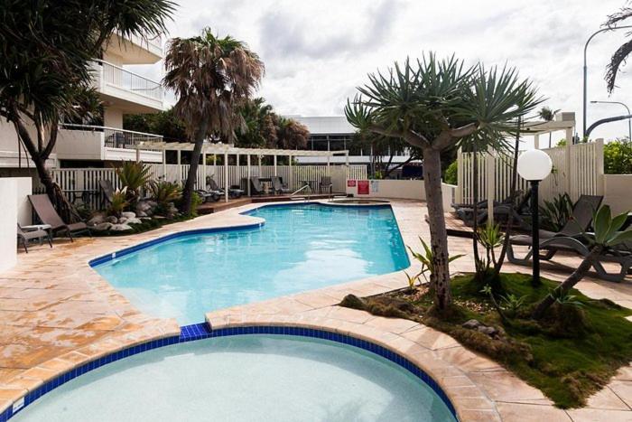 Deluxe Two Bedroom Apartment With Ocean Views Coolum Beach Exterior photo